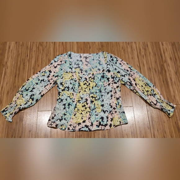 NWOT The Loft Floral Top - Picture 1 of 9